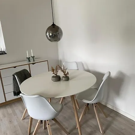 Flot Og Hyggeligt Byhus Taet Pa Centrum 別荘